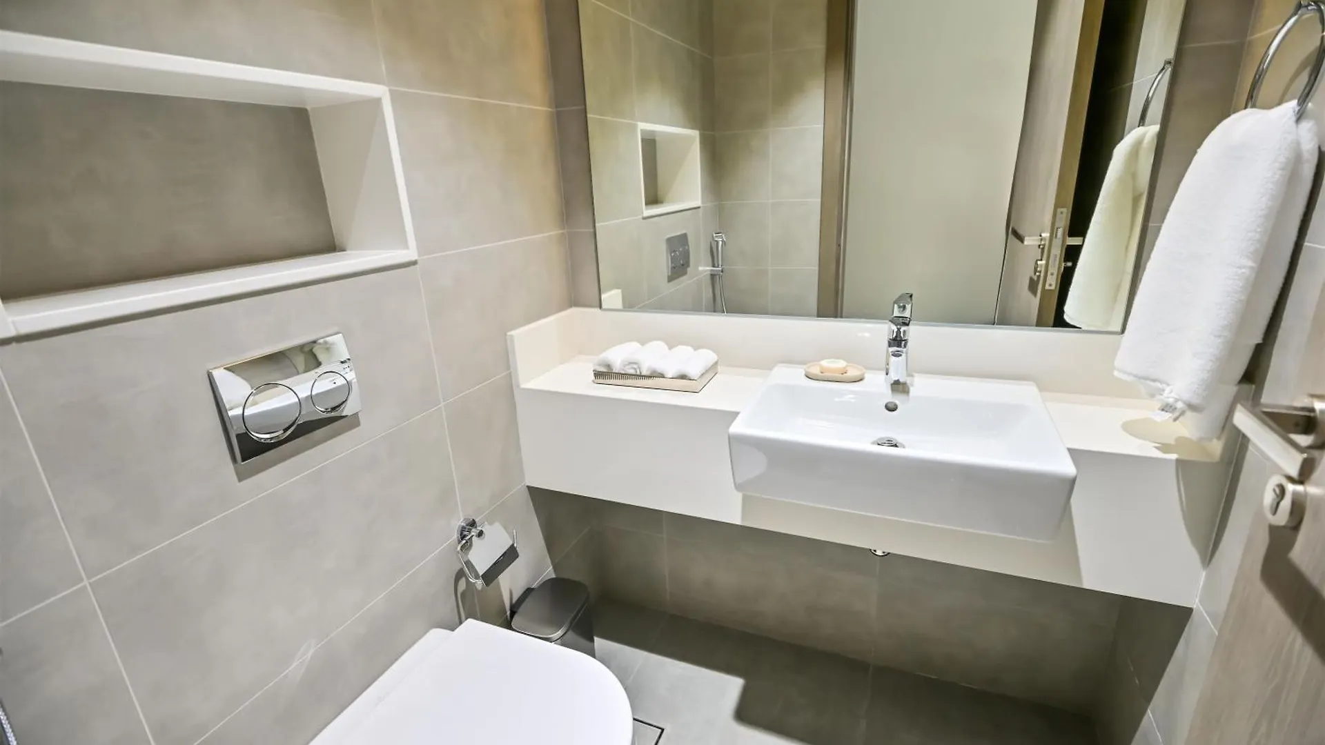 1Br With Lagoon Views In District One Meydan Dubai Forenede Arabiske Emirater