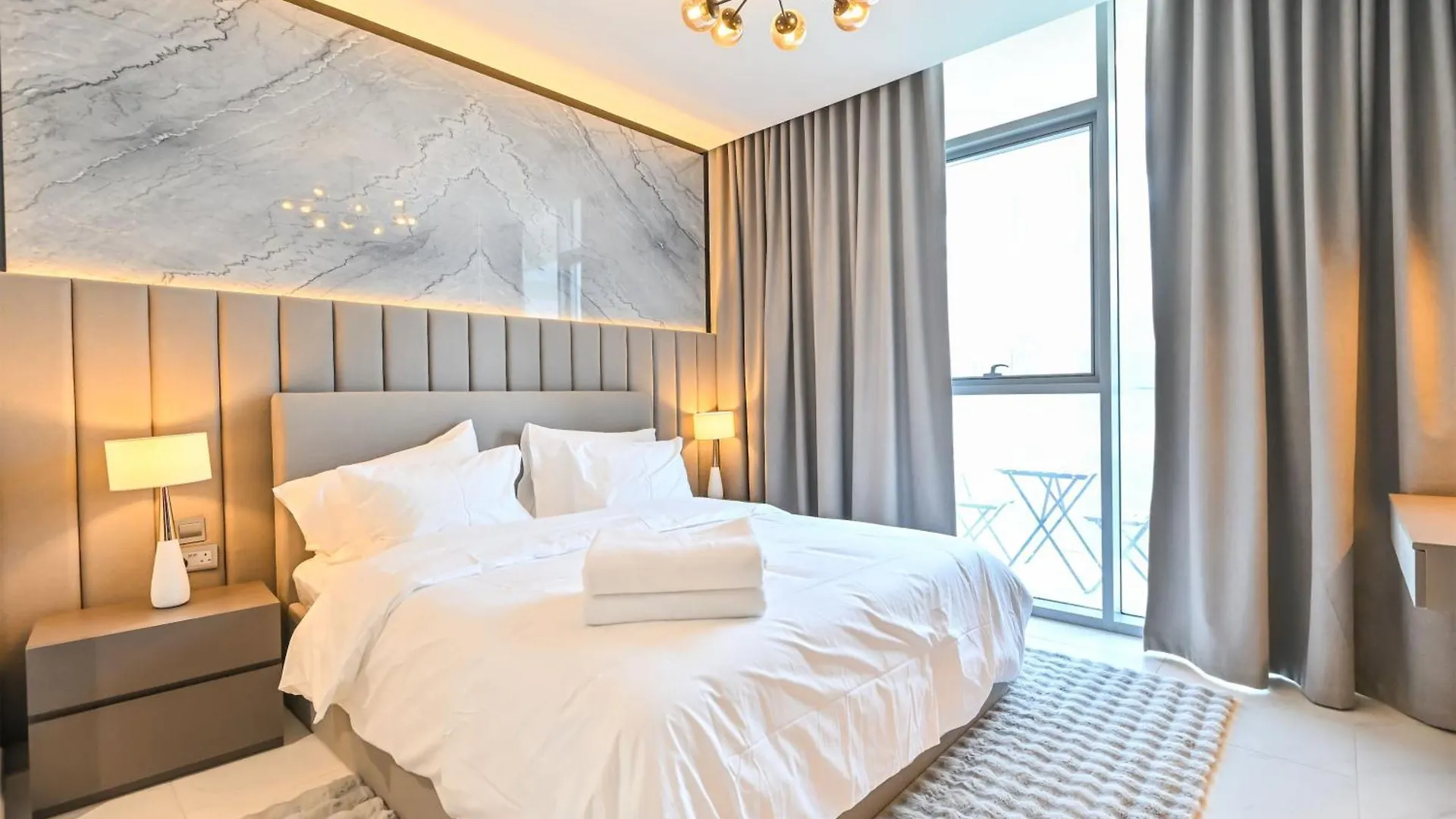 Apartment 1Br With Lagoon Views In District One Meydan Dubai